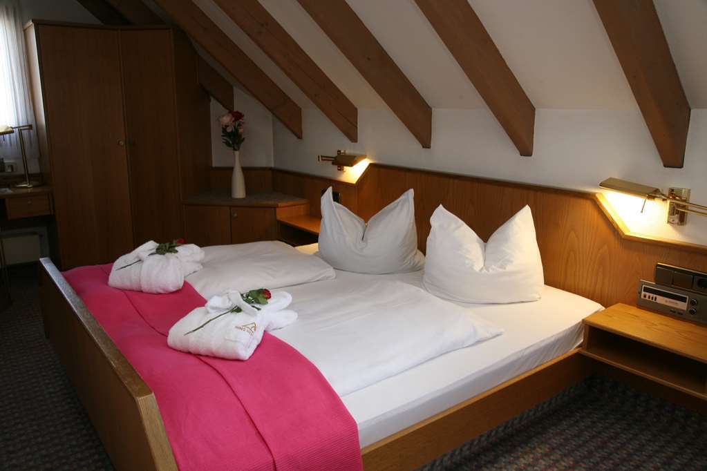Hotel Mohren Ochsenhausen Zimmer foto
